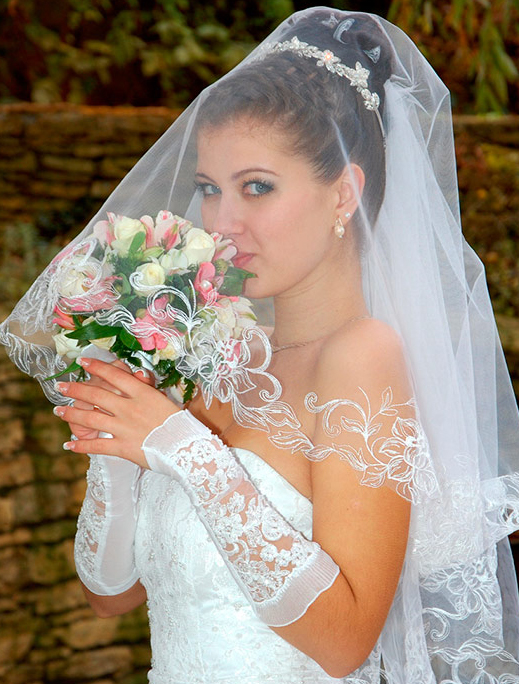 1356433885_svadebnye-pricheski-s-fatoy-36.jpg