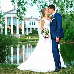 Обаятельная и стильная Валерия в свадебном платье от Tobebride модель PP014. 