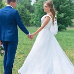 Свадебное платье со шлейфом ToBeBride PP014 на моей невесте Валерии